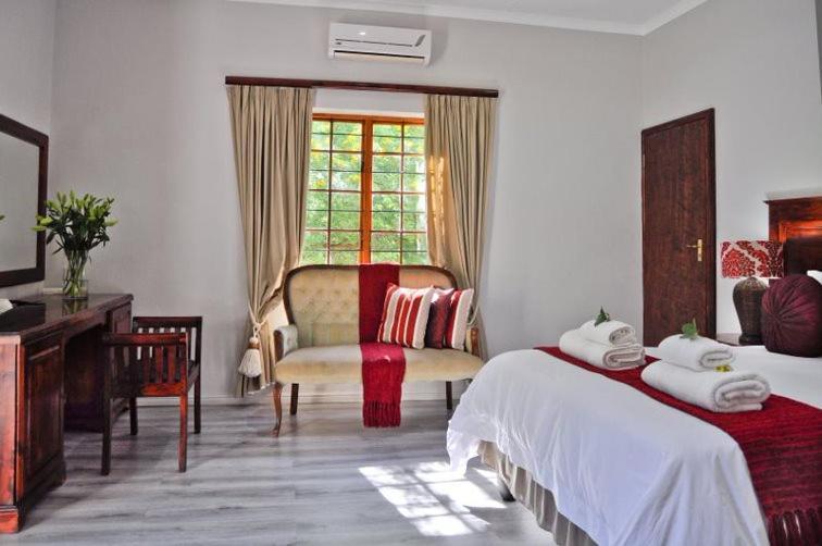 Thorntree Country Lodge Oudtshoorn Ngoại thất bức ảnh