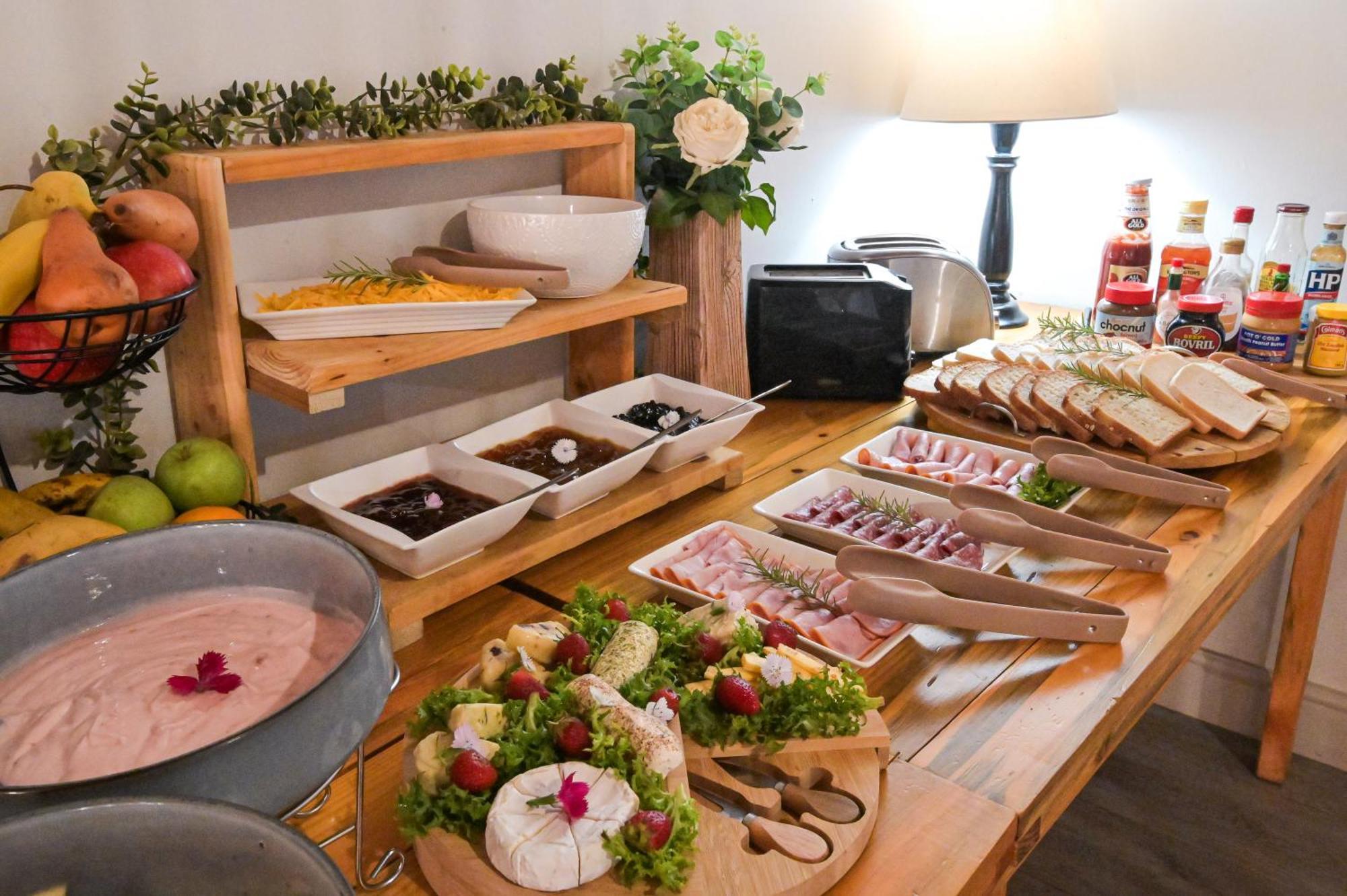 Thorntree Country Lodge Oudtshoorn Ngoại thất bức ảnh